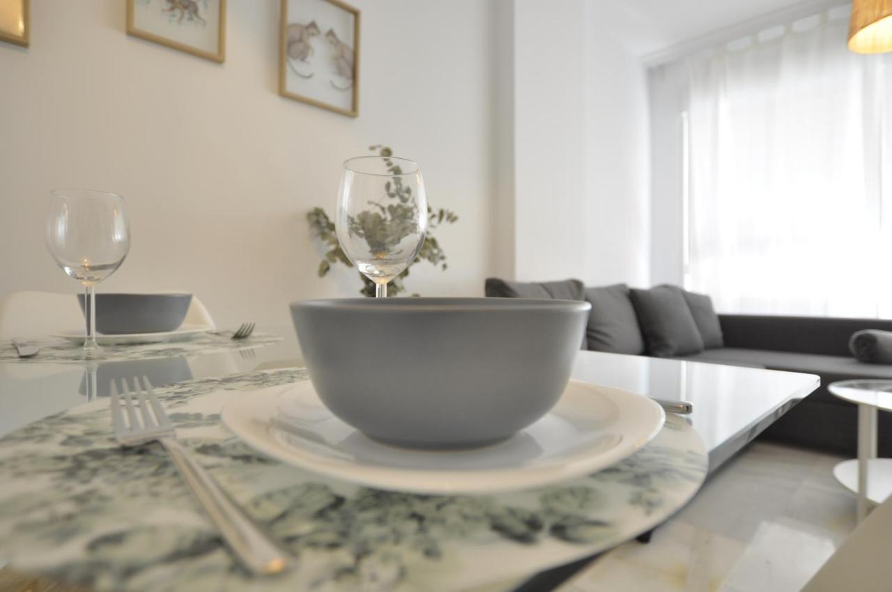 מאלגה Luminoso Y Coqueto Apartamento Con Jardin מראה חיצוני תמונה